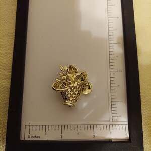 Vintage AJC Gold Tone Basket Bouquet of Flowers Brooch Pin